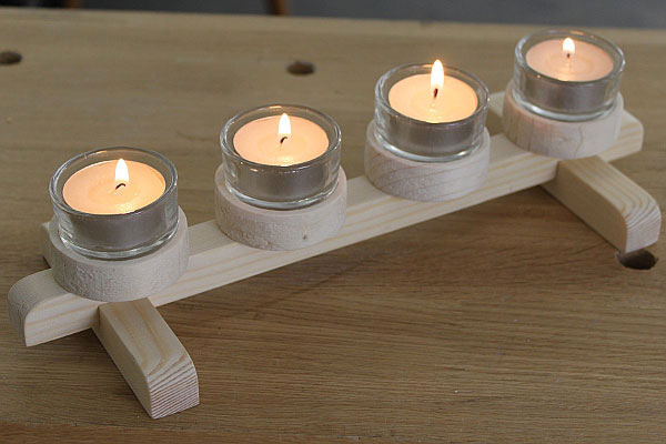 Selbstgemachter Kerzenständer aus Holz