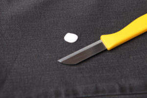 fleck entfernen messer