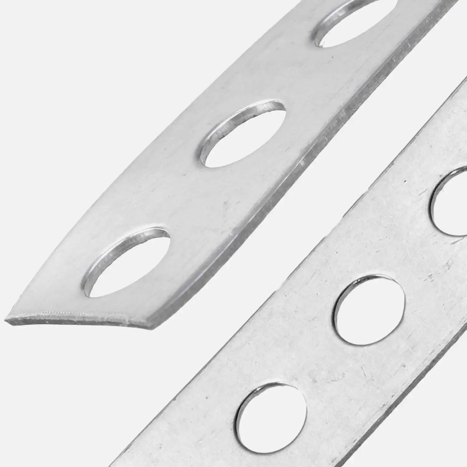 10 m Lochband in Kunststoff Abrollbox verzinkt 12x0,75