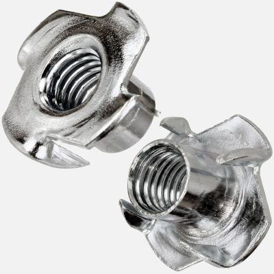 1 Einschlagmutter M12x14,5mm - galvanisch verzinkt