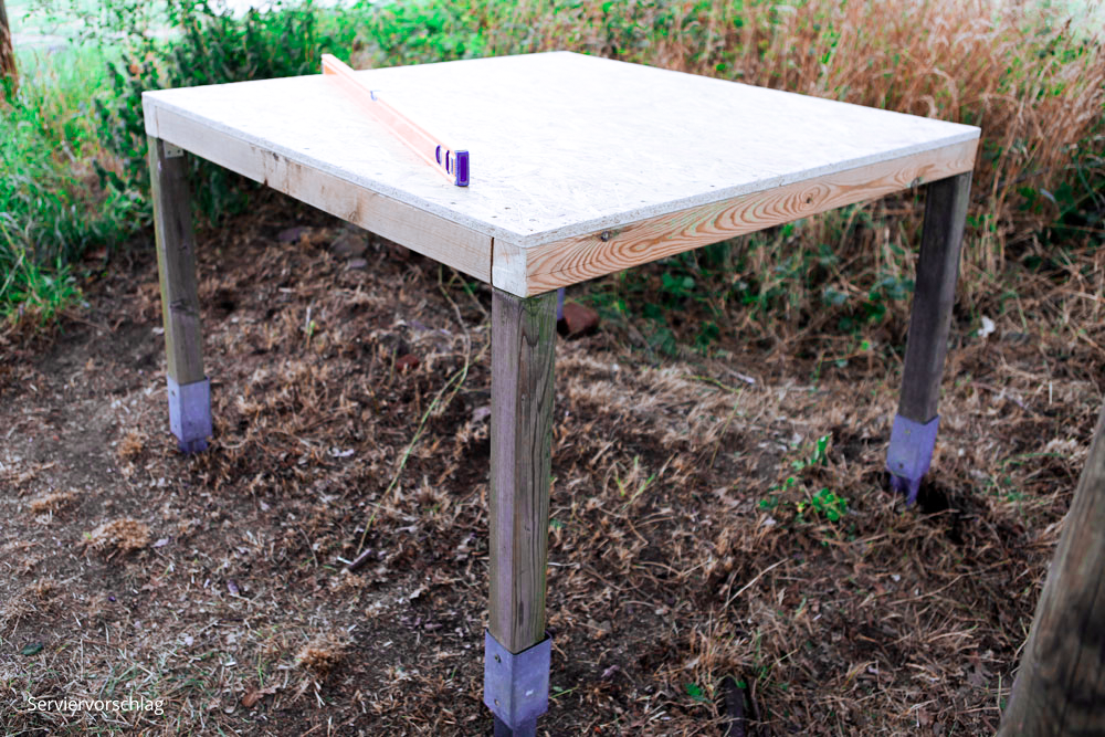 1 Einschlagbodenhülse für 100mm Pfosten Tiefe 900mm, 1,8mm stark