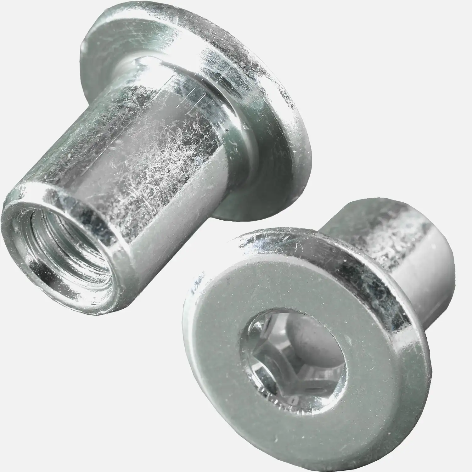 75 Hülsenmuttern mit Zylinderkopf, M6 x 12, SW5, galv.Blau verzinkt für M6